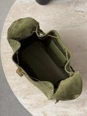 Uubags Chanel 25 Small Handbag Suede Calfskin & Gold Metal In Green 30x26x14cm - 6