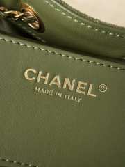 Uubags Chanel 25 Medium Handbag Suede Calfskin & Gold Metal In Green 40x30x15cm - 6