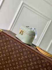 Uubags Louis Vuitton M25857 Nice Nano Bag In Green 14x10.2x8.5cm - 4
