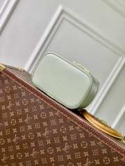 Uubags Louis Vuitton M15191 Nice Mini Bag In Green 20x13.5x12cm - 3