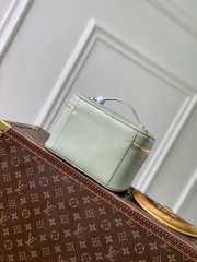 Uubags Louis Vuitton M15191 Nice Mini Bag In Green 20x13.5x12cm - 2