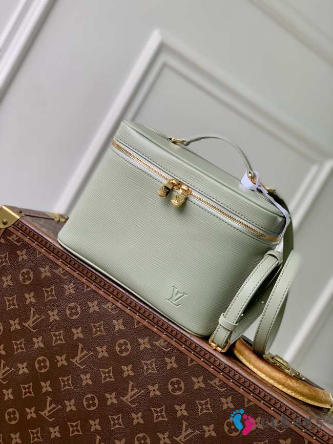Uubags Louis Vuitton M25856 Nice BB Bag In Green 24x18x14.5cm - 1