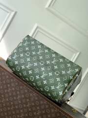 Uubags Louis Vuitton N88228 Speedy P9 40 Monogram Bag Green Ostrich Leather 40x26x23cm - 2
