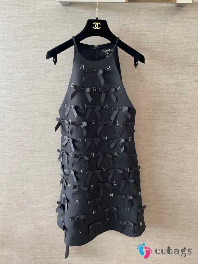 Uubags Chanel Black Satin Bow Appliqué Dress  - 1