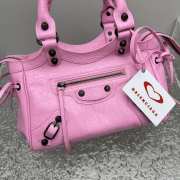Uubags Balenciaga Le City bag mini in pink Arena Storico lambskin, brass hardware 24x16x6.5cm - 3