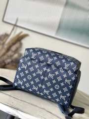 Uubags Louis Vuitton M24760 Discovery Backpack Monogram Shadow Leather Bag In Blue 29x38x20cm - 2