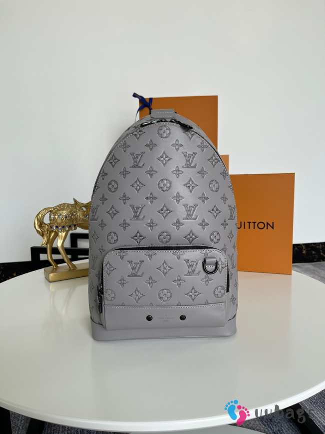 Uubags Louis Vuitton M46107 Racer Sling Bag In Grey Empreinte Leather 24x40x10cm - 1