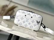 Uubags Louis Vuitton Monogram Shadow Alpha Wearable Bag In White 11x18.5x6.5cm - 1