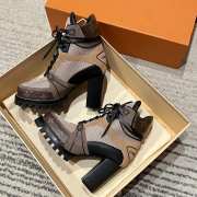 Uubags Louis Vuitton 1A94O1 Star Trail Ankle Boot In Beige - 1