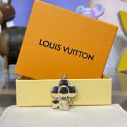 Uubags Louis Vuitton Vivienne Playing Cards Bag Charm and Key Holder 02 - 3