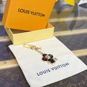 Uubags Louis Vuitton Vivienne Playing Cards Bag Charm and Key Holder 02 - 2