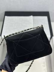 Uubags Chanel Clutch With Chain Velvet-Effect Nylon, Shiny Crumpled Calfskin & Gold-Tone Metal In Black 15x21x7.5cm - 4