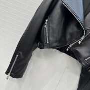 Uubags Alaia cropped biker jacket in faded nappa black - 3