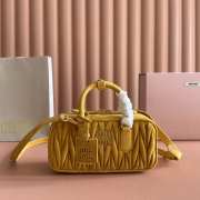 Uubags Miu Miu Arcadie matelassé suede bag in whiskey 22x10.5x7.5cm - 1