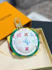 Uubags Louis Vuitton Monogram Calfskin Burger Pouch Charm Bag In White 6cm - 5