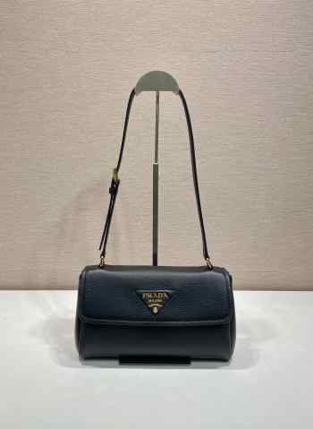 Uubags Prada 1BN022 small leather shoulder bag in black 26x14x9.5cm