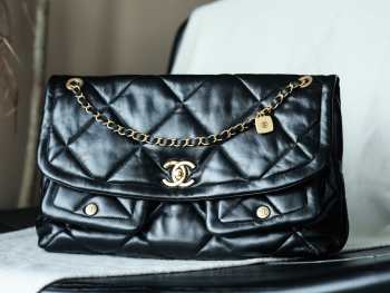 Uubags Chanel Maxi Flapbag In Black Lambskin Leather 27x45x10cm