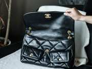 Uubags Chanel Maxi Flapbag In Black Lambskin Leather 27x45x10cm - 4