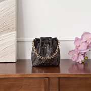 Uubags Louis Vuitton M26284 Noé BB Monogram Sequins Bag 17.5x13x22cm - 1