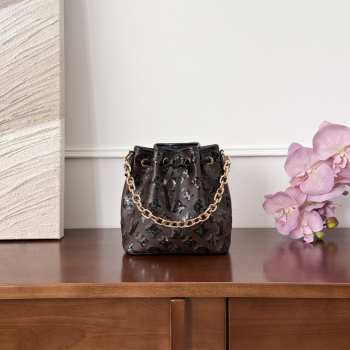 Uubags Louis Vuitton M26284 Noé BB Monogram Sequins Bag 17.5x13x22cm