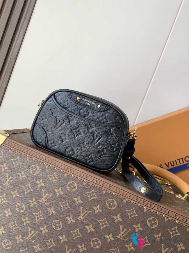 Uubags Louis Vuitton M25518 Tiny Camera Monogram Empreinte Bag Black 13x6x19cm - 1
