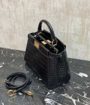 Uubags Fendi Peekaboo Mini Black Crocodile Leather Bag 23x18x11cm (L) - 3