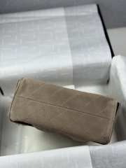 Uubags Chanel 25 Small Handbag Suede Calfskin & Gold Metal Grey 20x22x12.5cm - 6