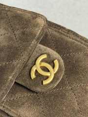 Uubags Chanel 25 Small Handbag Suede Calfskin & Gold Metal Dark Brown 20x22x12.5cm - 4