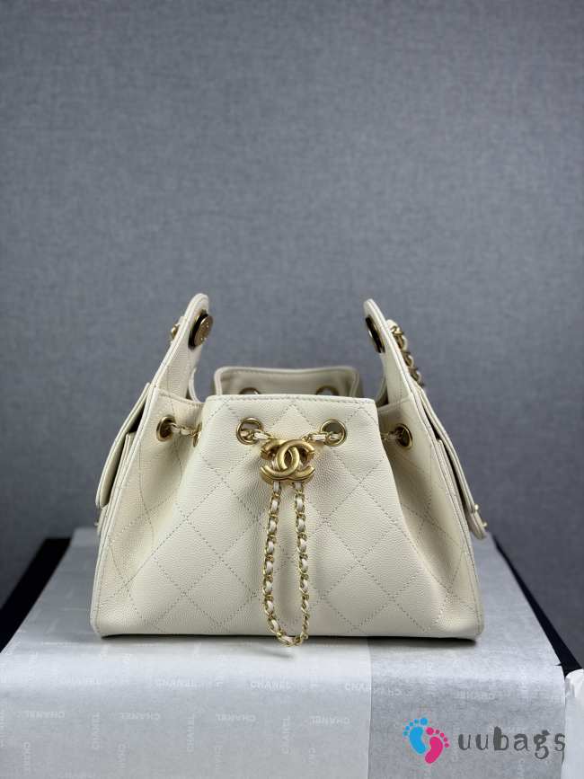 Uubags Chanel 25 Mini Handbag Grained Calfskin & Gold-Tone Metal In White 20x22x12.5cm - 1