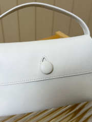Uubags The Row Sally Bag in Leather White 18x3x12cm - 3