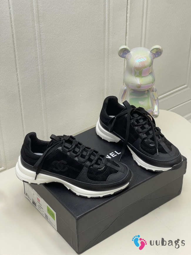 Uubags Chanel Sneakers Suede & Calfskin In Black - 1