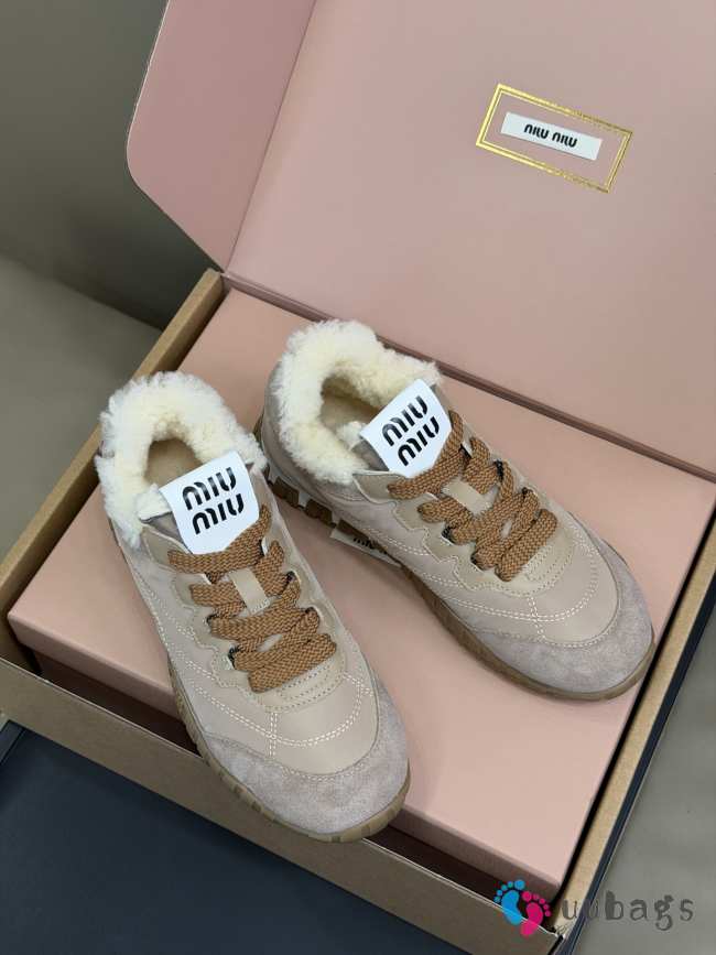Uubags Miu Miu Leather and Shearling Sneakers Beige  - 1