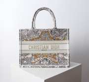 Uubags Dior Book Tote Medium Size Latte and Gold-Tone Zodiac Embroidery 36.5x28x14cm - 1