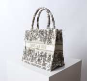 Uubags Small Dior Book Tote Bag in Beige Multicolor Toile de Jouy Flower Embroidery 26.5x21x14cm - 5