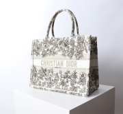 Uubags Medium Dior Book Tote Bag in Beige Multicolor Toile de Jouy Flower Embroidery 36.5x28x14cm - 5