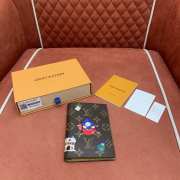 Uubags Louis Vuitton M15327 Passport Cover Monogram Iced Gold 14x10x2.5cm - 1