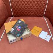 Uubags Louis Vuitton M15327 Passport Cover Monogram Iced Gold 14x10x2.5cm - 5