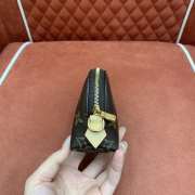 Uubags Louis Vuitton M25653 Cosmetic Purse Monogram 13.5x9x5.5cm - 2