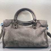 Uubags Balenciaga Le City bag large in light gray waxed suede calfskin, brass hardware - 3