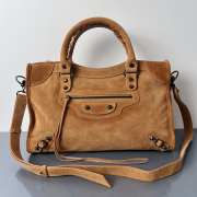 Uubags Balenciaga Le City bag large in camel waxed suede calfskin, brass hardware - 1
