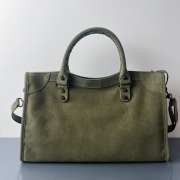 Uubags Balenciaga Le City bag large in green waxed suede calfskin, brass hardware - 4