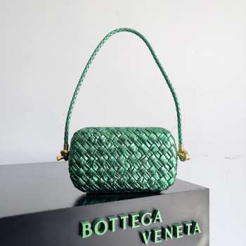 Uubags Bottega Veneta Knot Intreccio bag in green glossy 20.5x6x12.5cm