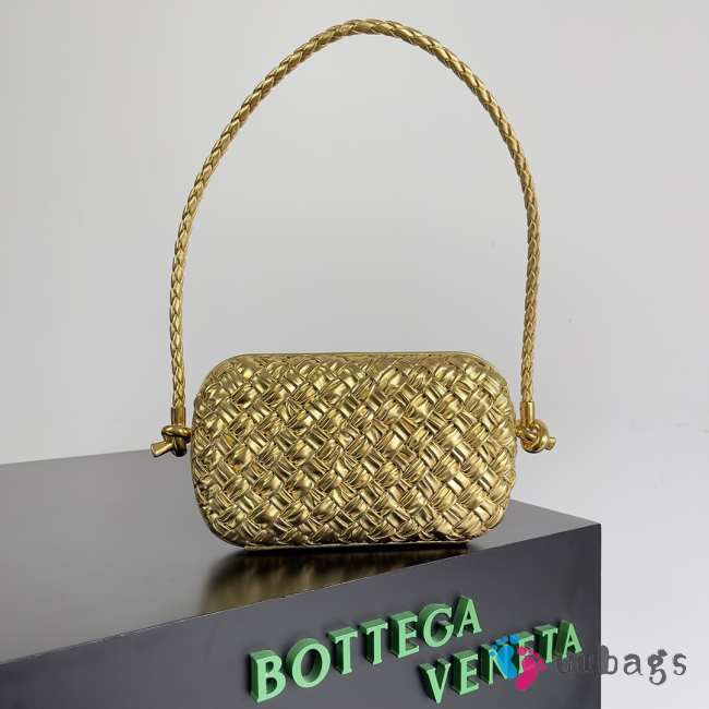 Uubags Bottega Veneta Knot Intreccio bag in gold glossy 20.5x6x12.5cm - 1
