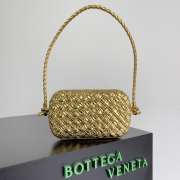 Uubags Bottega Veneta Knot Intreccio bag in gold glossy 20.5x6x12.5cm - 1