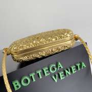 Uubags Bottega Veneta Knot Intreccio bag in gold glossy 20.5x6x12.5cm - 3