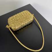 Uubags Bottega Veneta Knot Intreccio bag in gold glossy 20.5x6x12.5cm - 4
