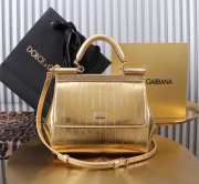 Uubags Dolce & Gabbana Small Sicily Handbag Gold Bag 20x16x8cm - 1