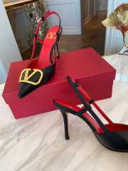Uubags Valentino Vlogo Signature Calfskin Slingback Pump In Black 8.5cm - 2