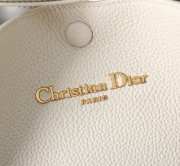 Uubags Dior Medium Signature Bucket Bag White Grained Calfskin 24x21x14cm - 2