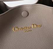 Uubags Dior Medium Signature Bucket Bag Grey Grained Calfskin 24x21x14cm - 3